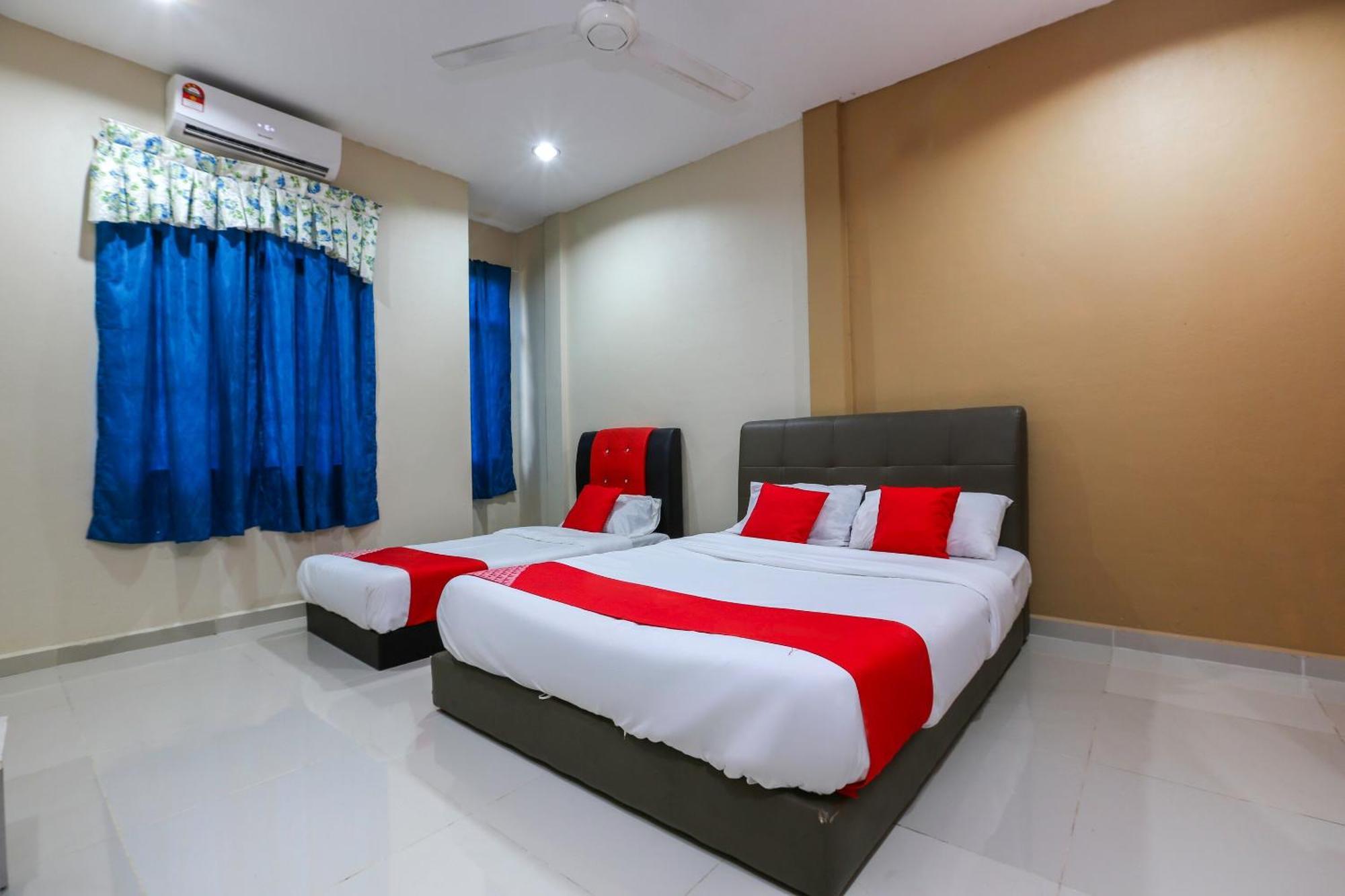 Oyo 89933 Nun Hotel Jeli Екстериор снимка