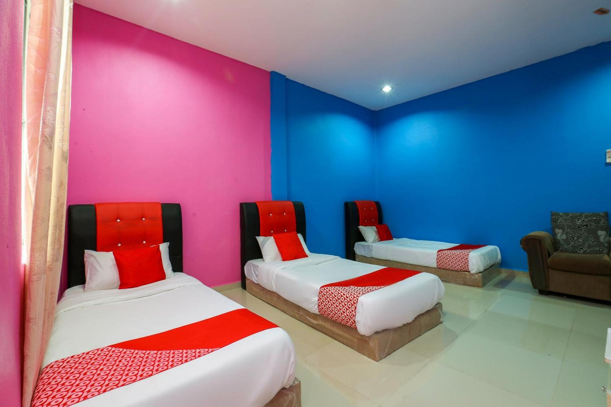 Oyo 89933 Nun Hotel Jeli Екстериор снимка