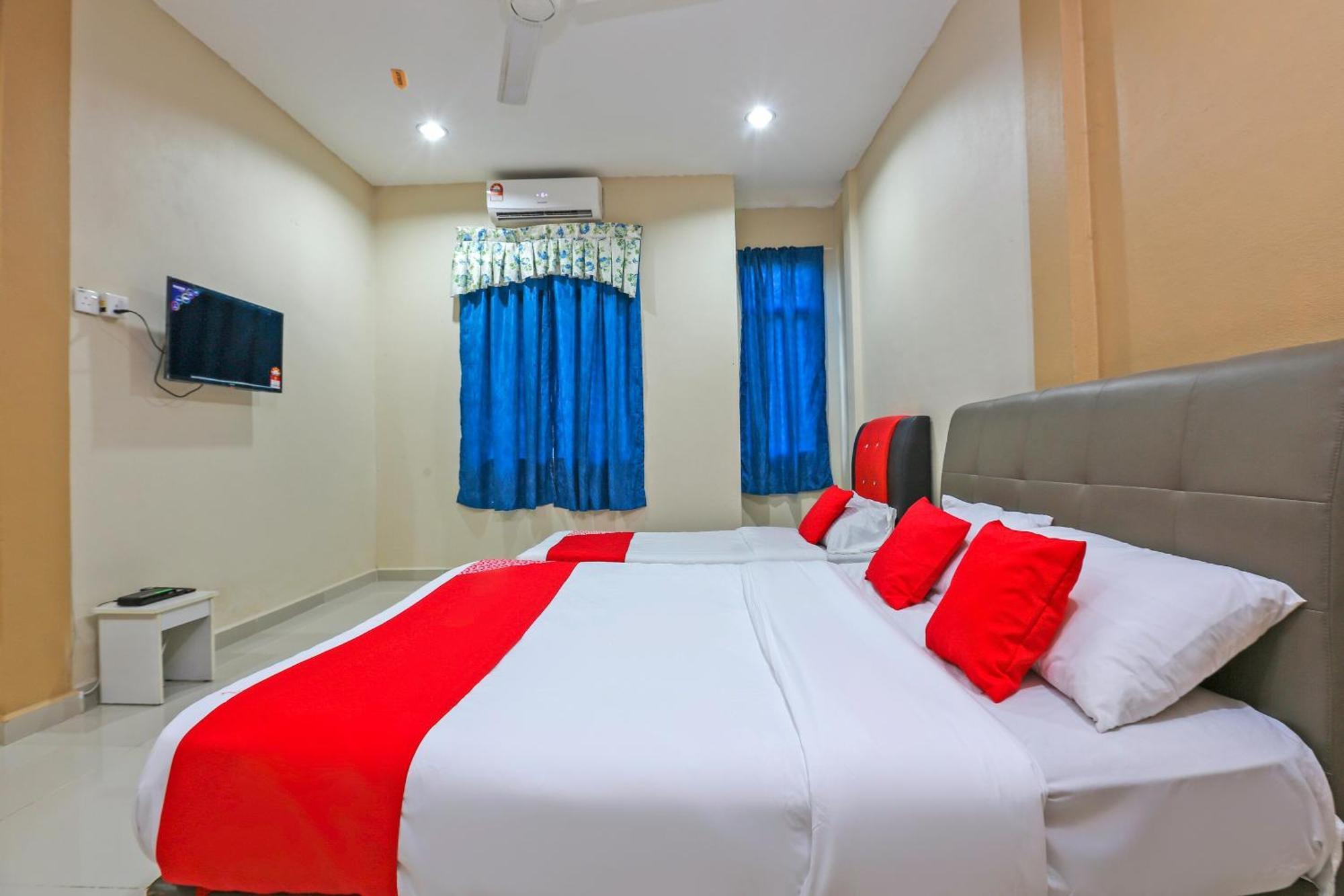 Oyo 89933 Nun Hotel Jeli Екстериор снимка