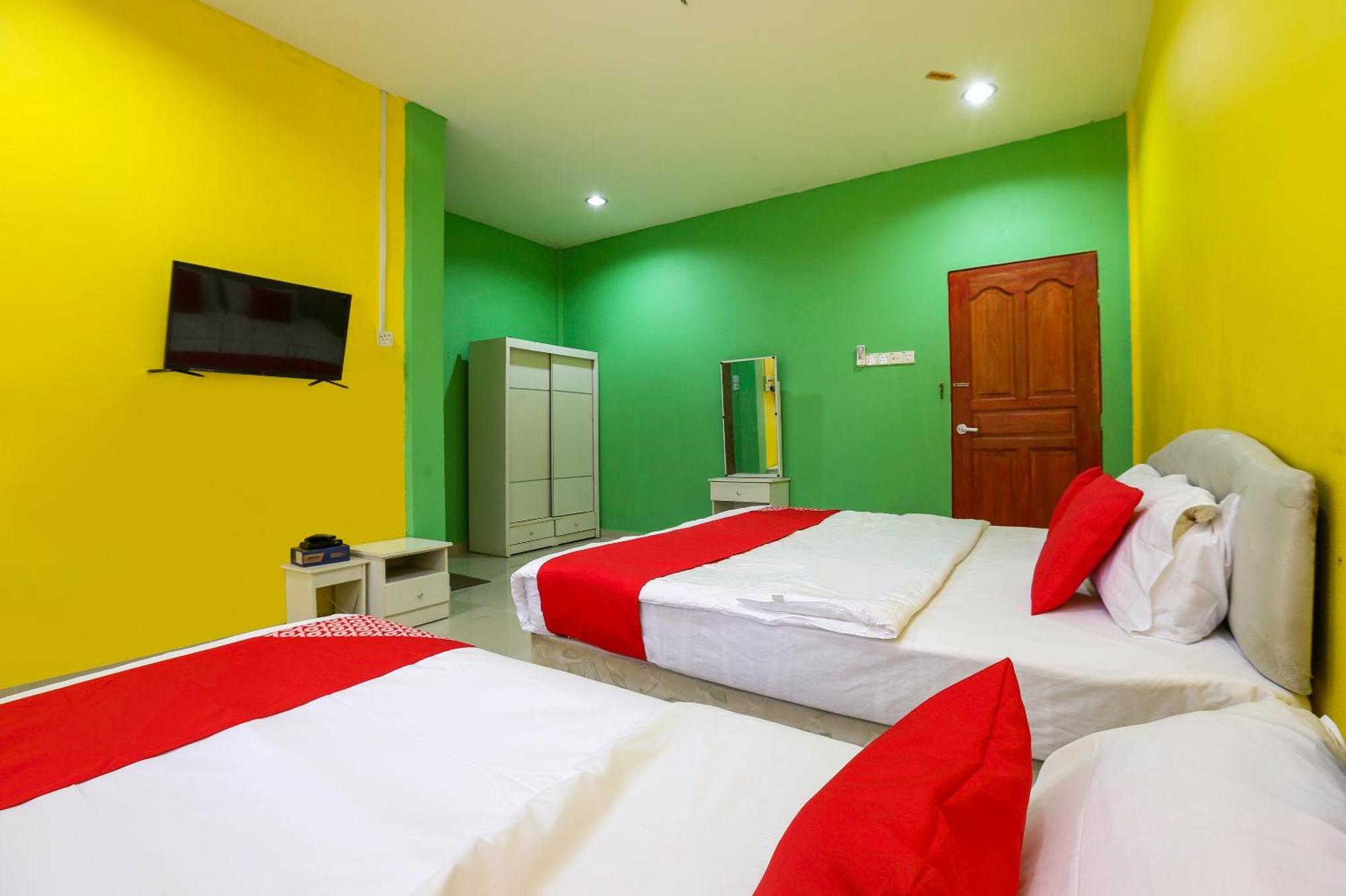 Oyo 89933 Nun Hotel Jeli Екстериор снимка