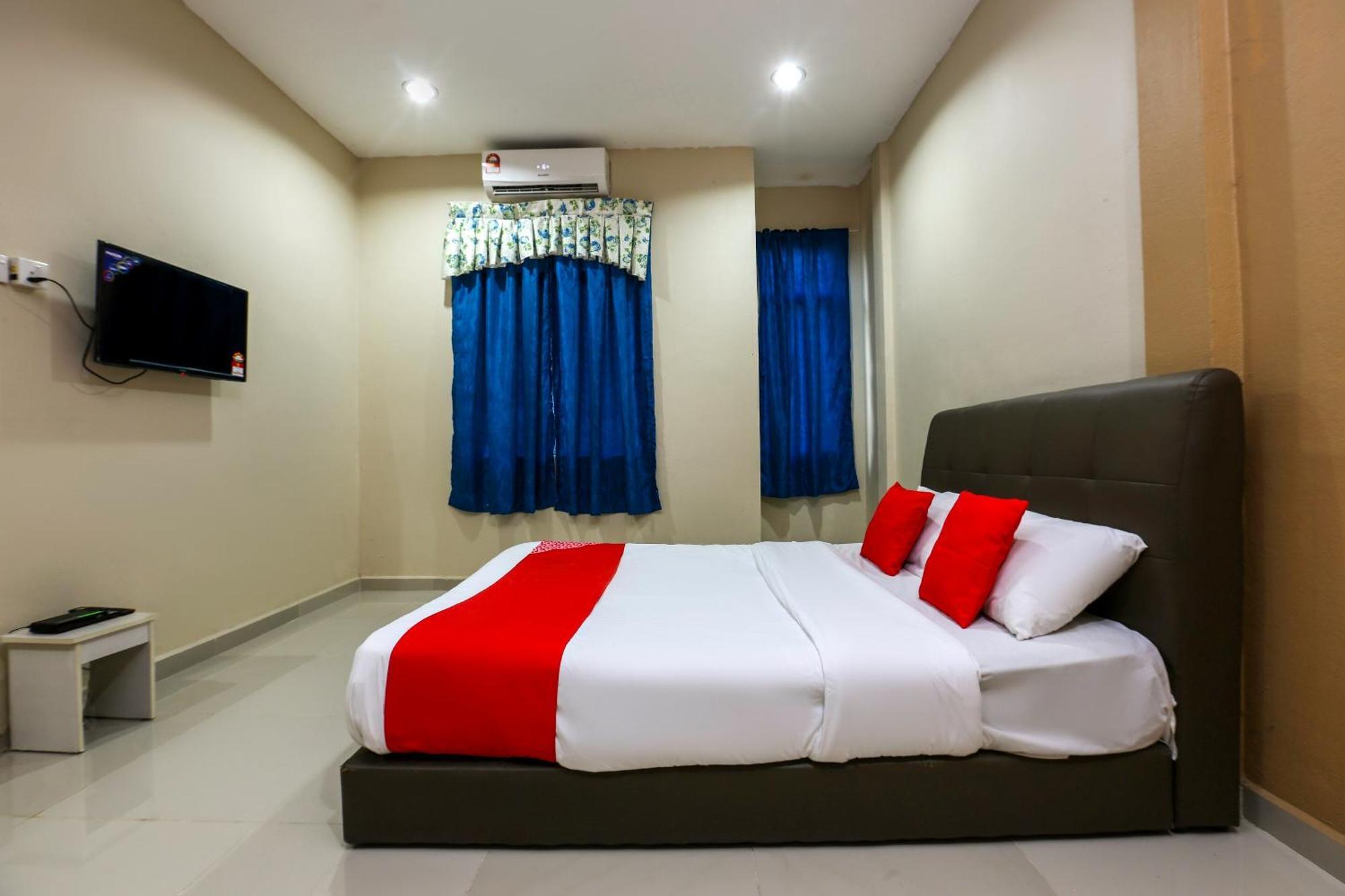 Oyo 89933 Nun Hotel Jeli Екстериор снимка