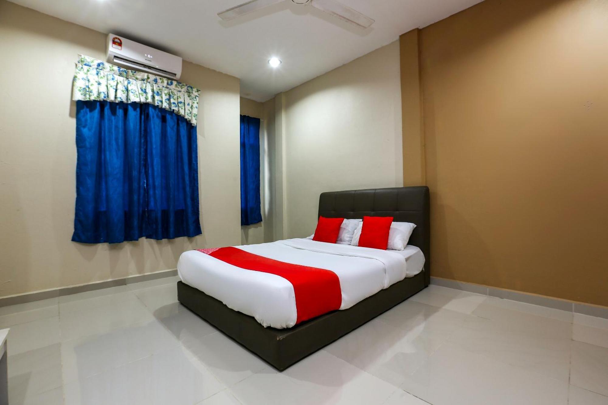 Oyo 89933 Nun Hotel Jeli Екстериор снимка